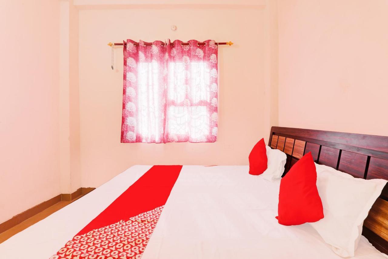 Oyo Flagship Shine Hotel Chinhat 外观 照片